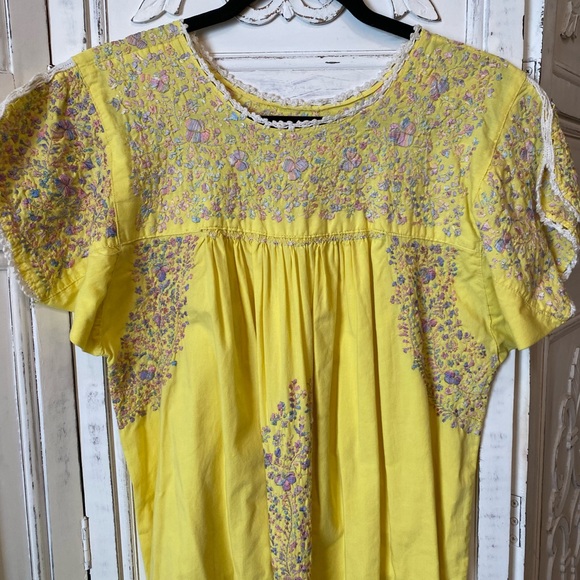 Vtg Mexican Oaxaca Embroidered Pastel Maxi Kaftan Yellow Dress - Picture 2 of 12